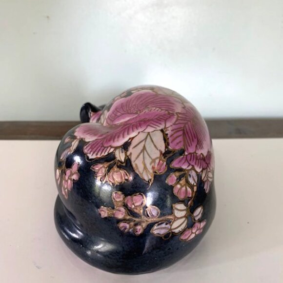 Vintage Chinoiserie Black Floral Sleeping Cat Figurine - Picture 4 of 7